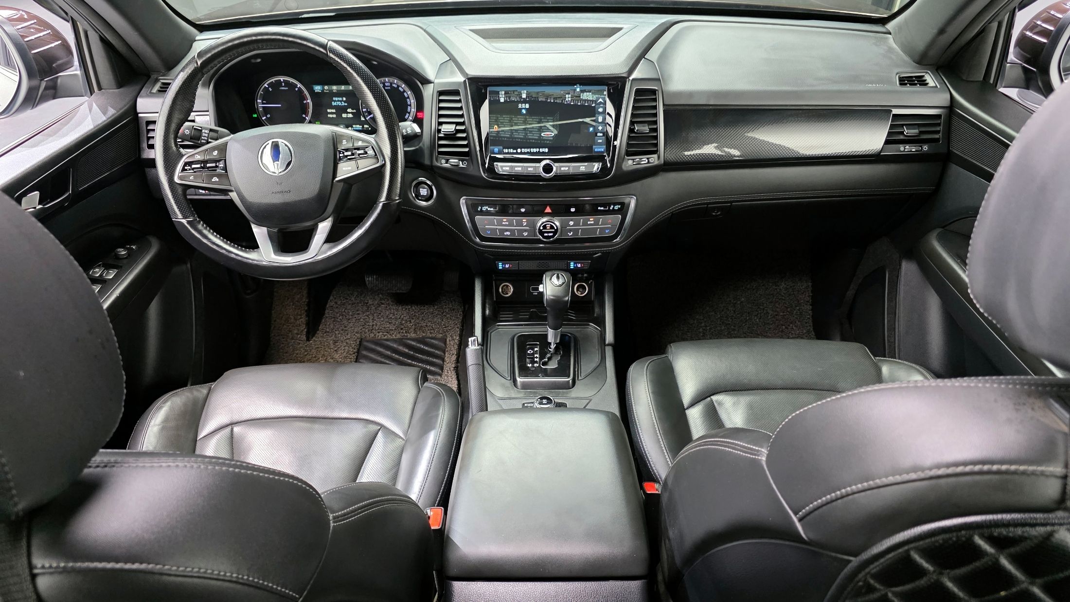 SSANGYONG REXTON SPORTS CAR 2020