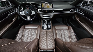 BMW 7-SERIES G11 2021