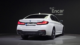 BMW 5-SERIES G30 2022