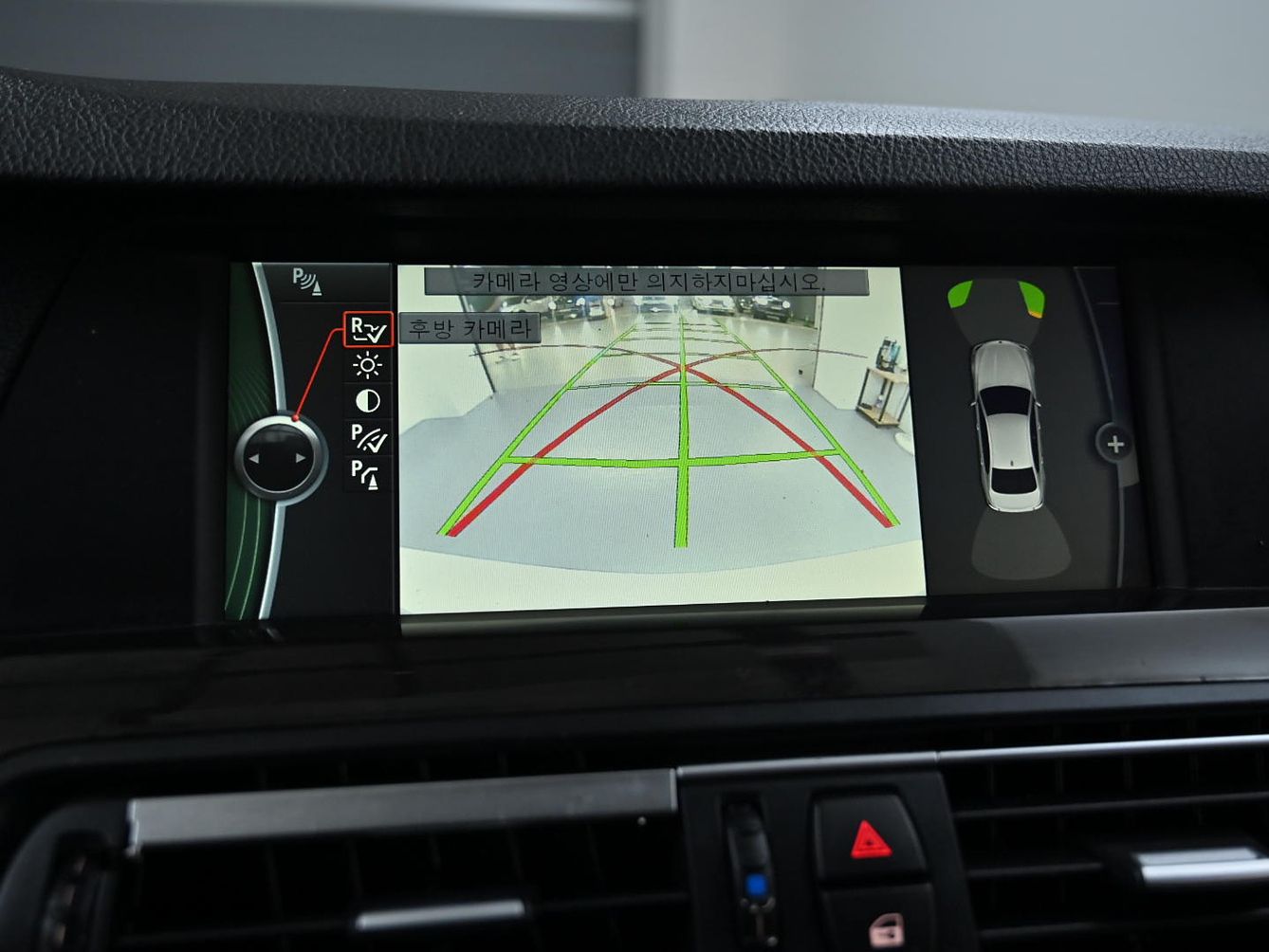 BMW 5-SERIES F10 2011