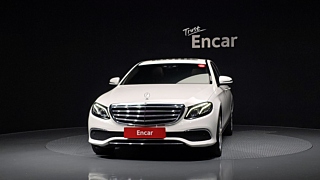 MERCEDES BENZ E-CLASS W213 2017