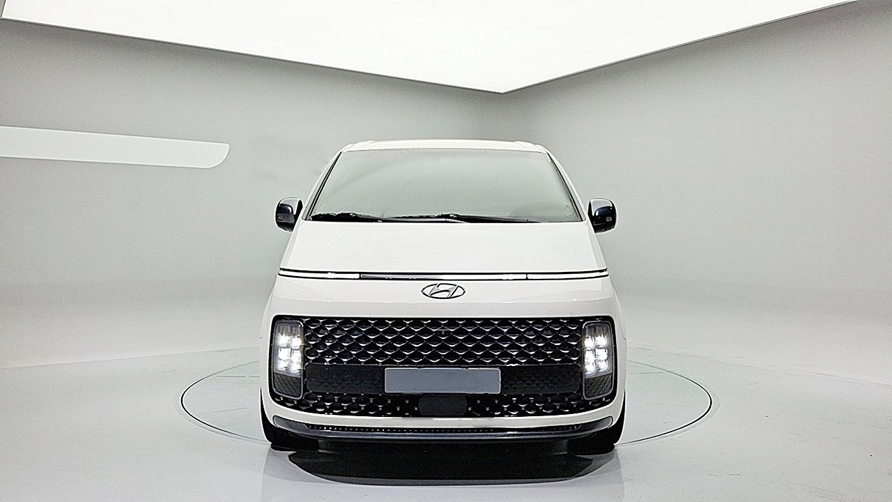 HYUNDAI STARIA 2021