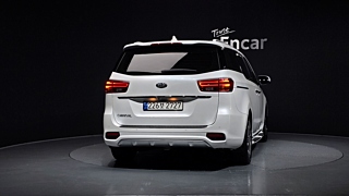 KIA CARNIVAL 2019