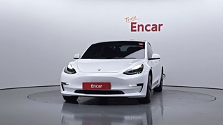 TESLA MODEL 3 2021