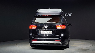 KIA CARNIVAL 2017