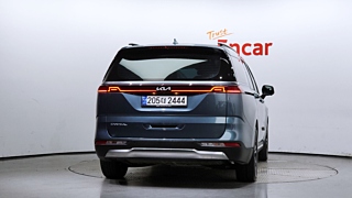 KIA CARNIVAL 2023