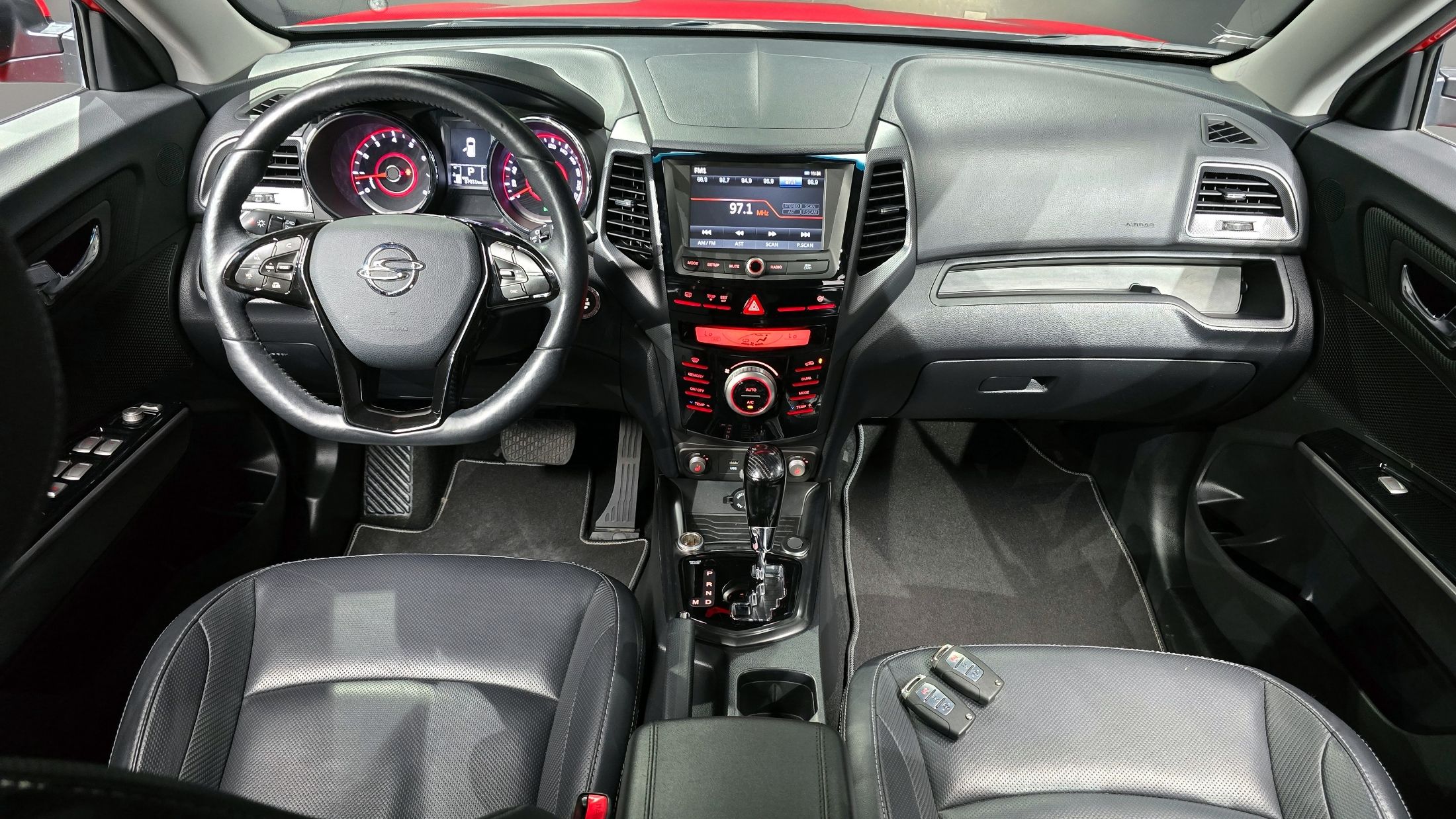 SSANGYONG TIVOLI 2016