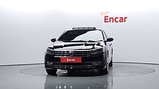 VOLKSWAGEN PASSAT 2018