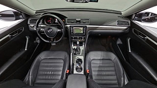 VOLKSWAGEN PASSAT 2018