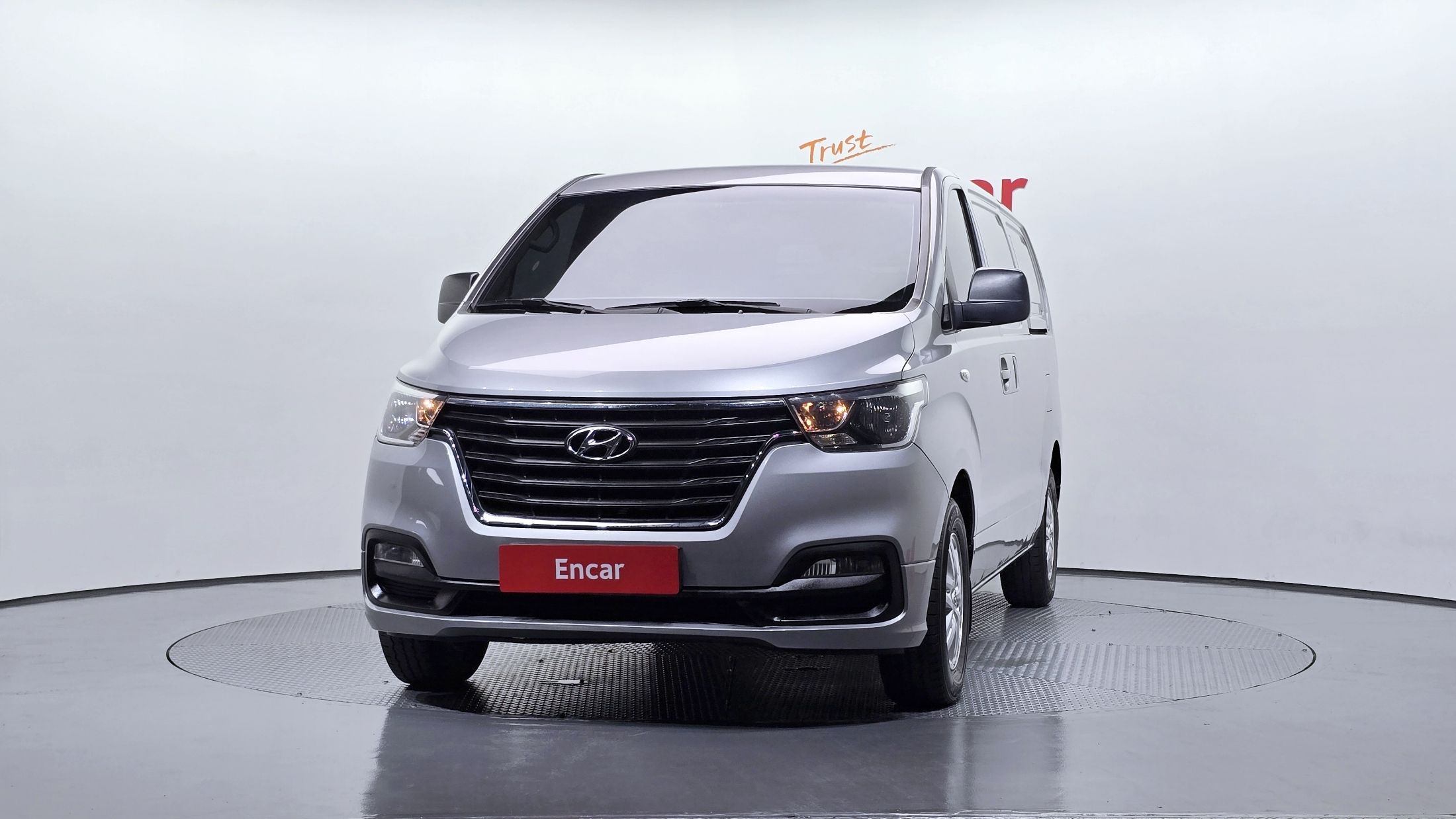 HYUNDAI STAREX GRAND 2018