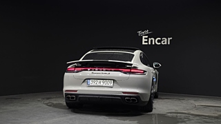 PORSCHE PANAMERA 971 2021