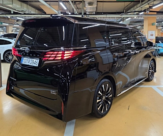 Заказать TOYOTA ALPHARD