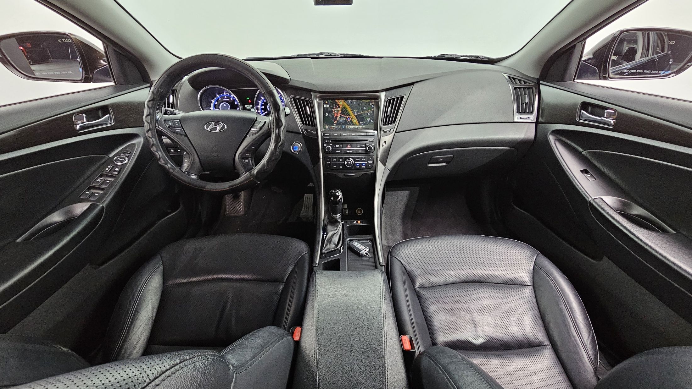 HYUNDAI SONATA THE BRILLIANT 2013