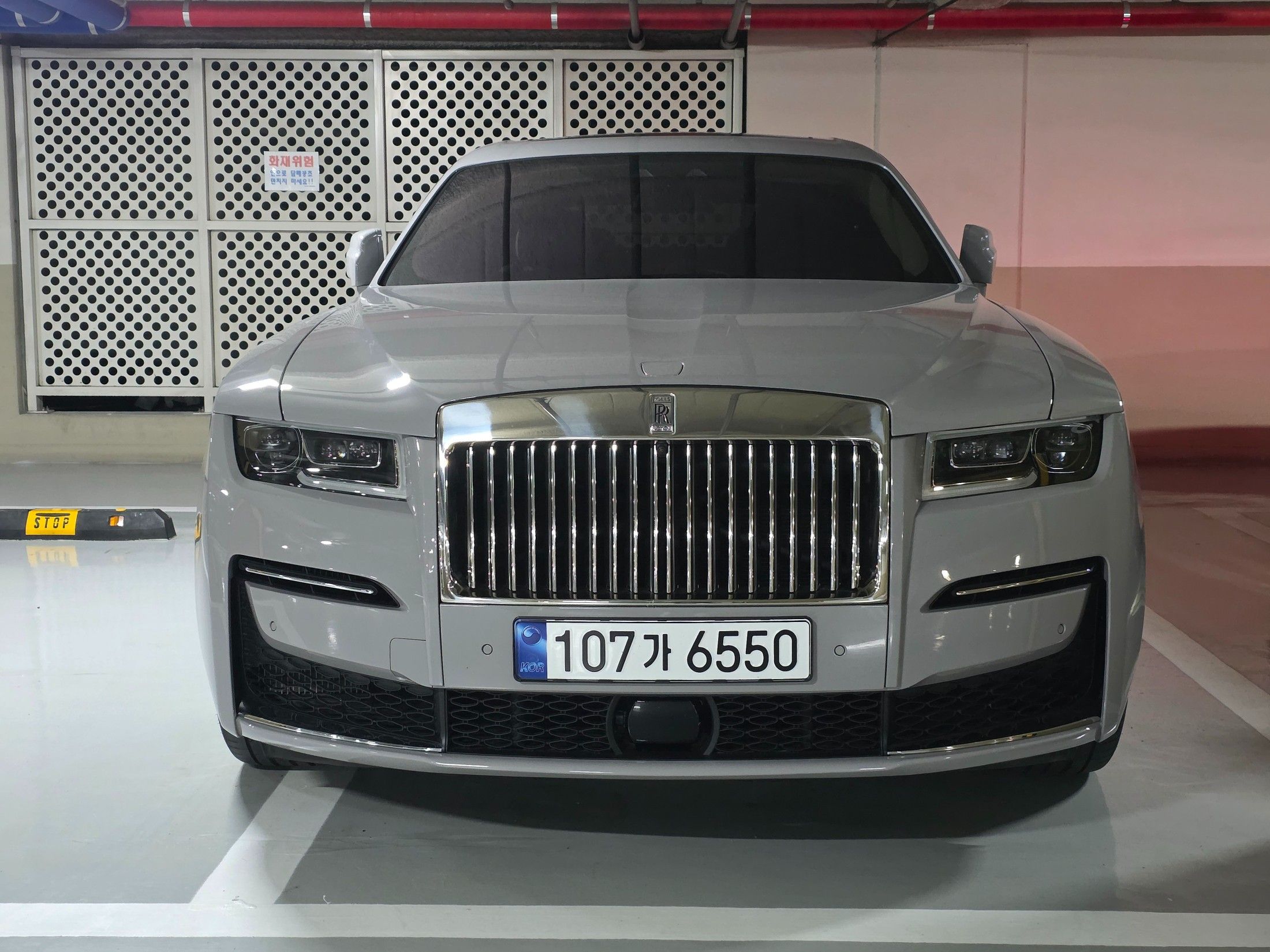 ROLLS ROYCE GHOST 2022