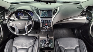 HYUNDAI GRANDEUR HG HYBRID 2016