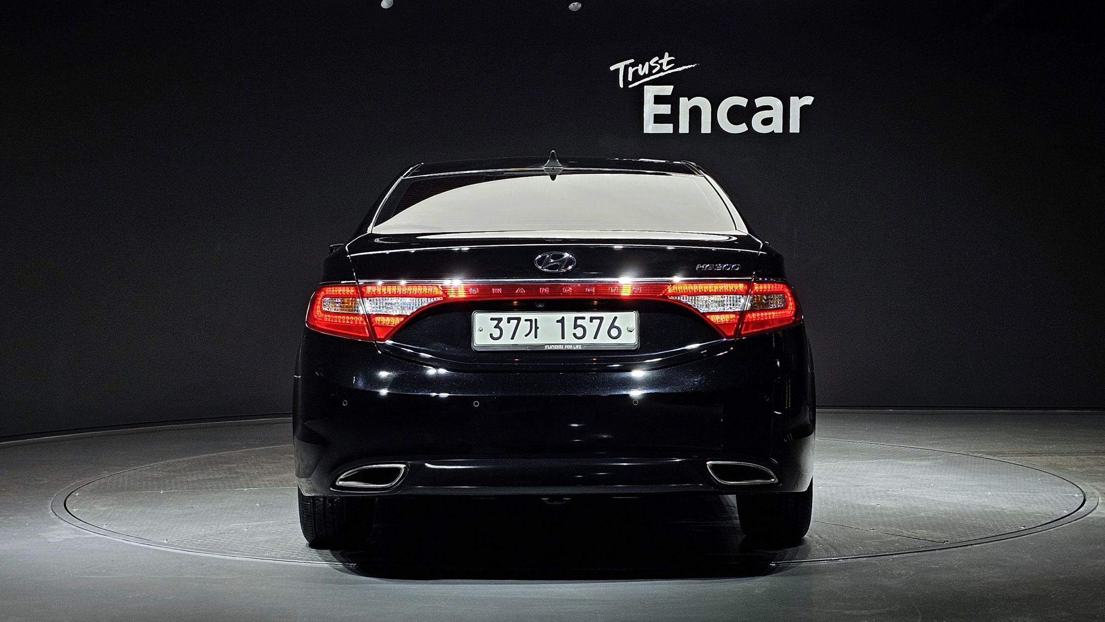 HYUNDAI GRANDEUR HG 2011