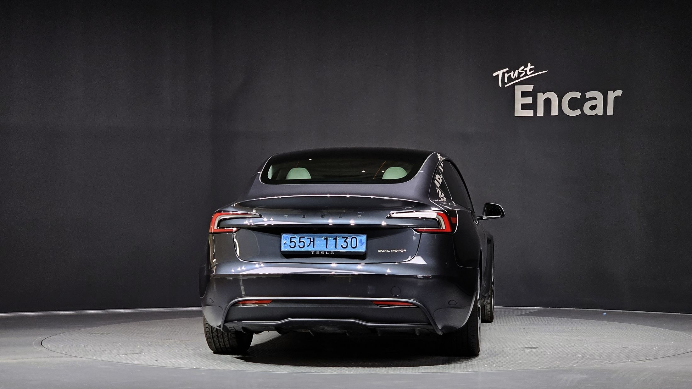 TESLA MODEL 3 2024