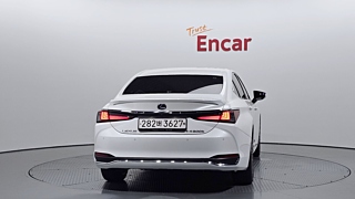 LEXUS ES300H 2022