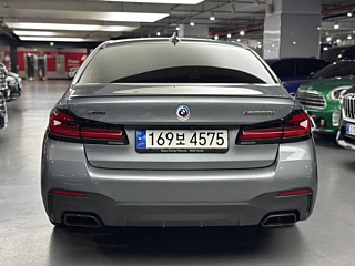 BMW 5-SERIES G30 2022