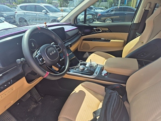 KIA CARNIVAL 2023