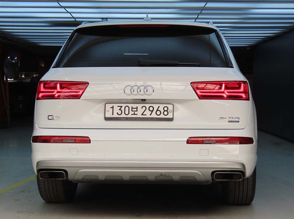 AUDI Q7 4M 2019