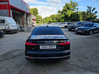 AUDI A4 B9 2021