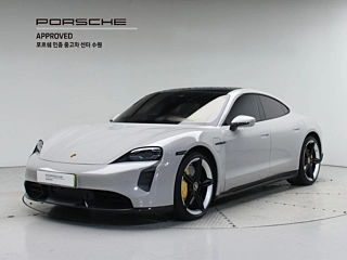 PORSCHE TAYCAN  Turbo S 2024