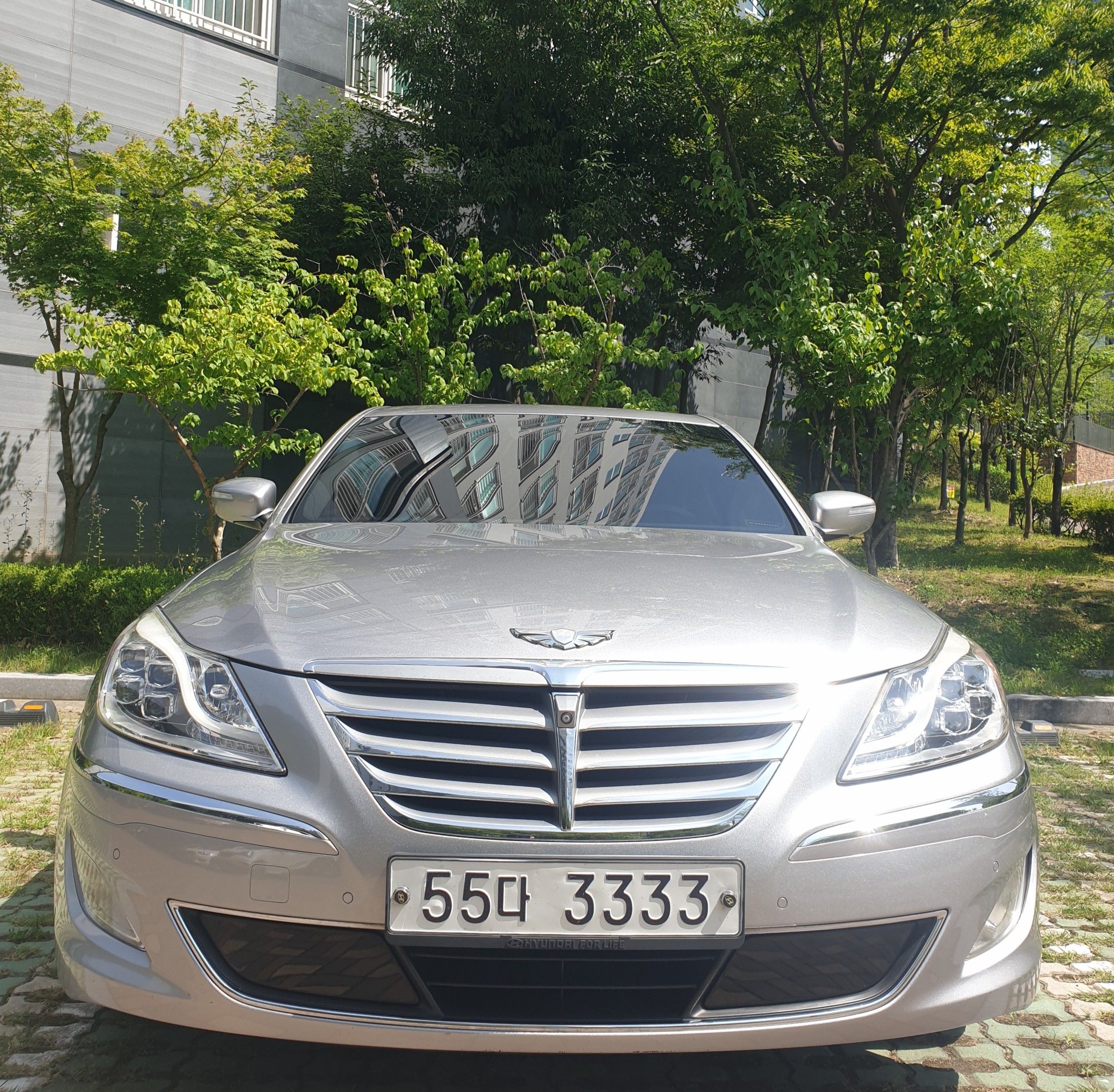 HYUNDAI GENESIS 2013