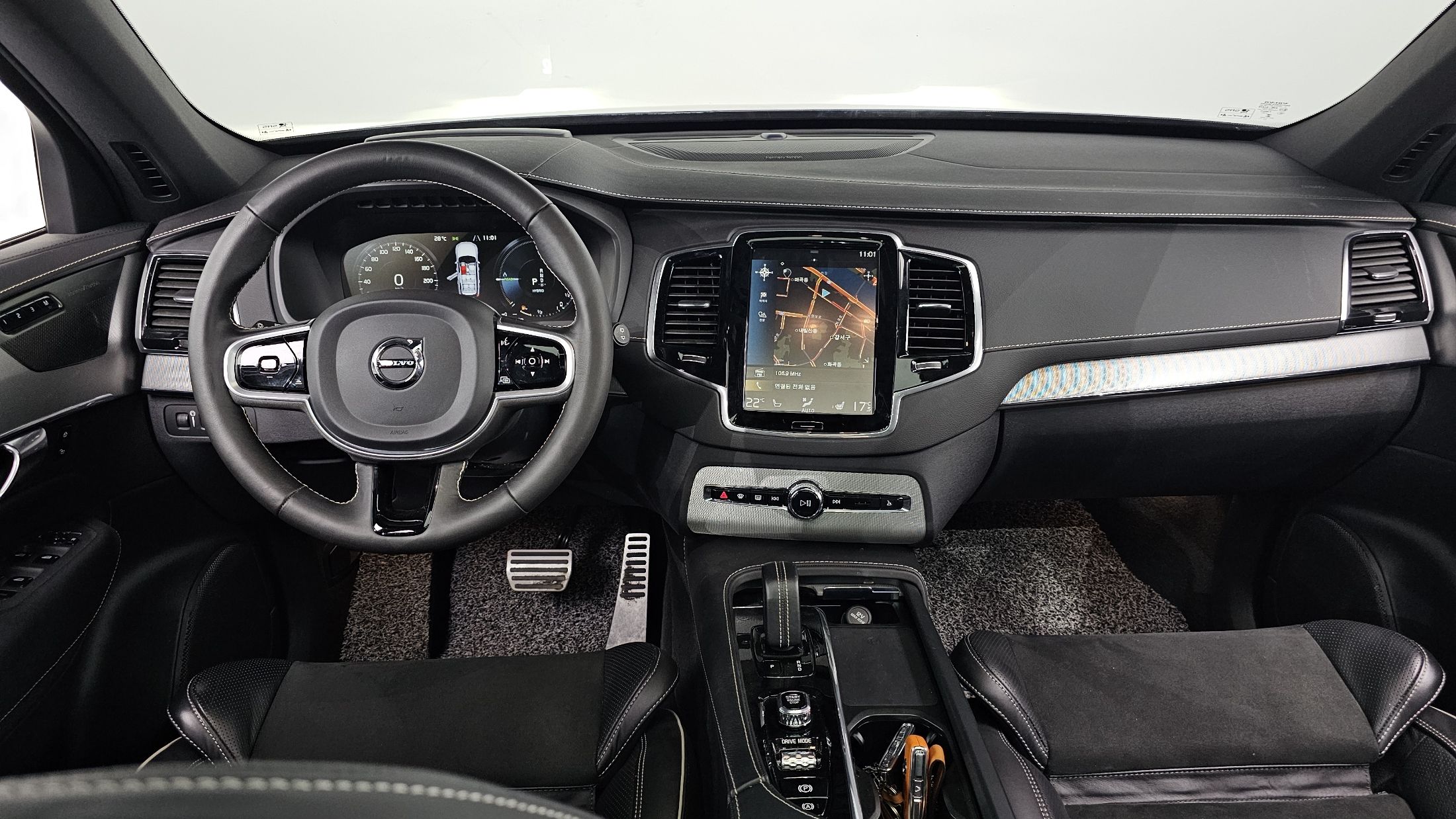 VOLVO XC90 2021