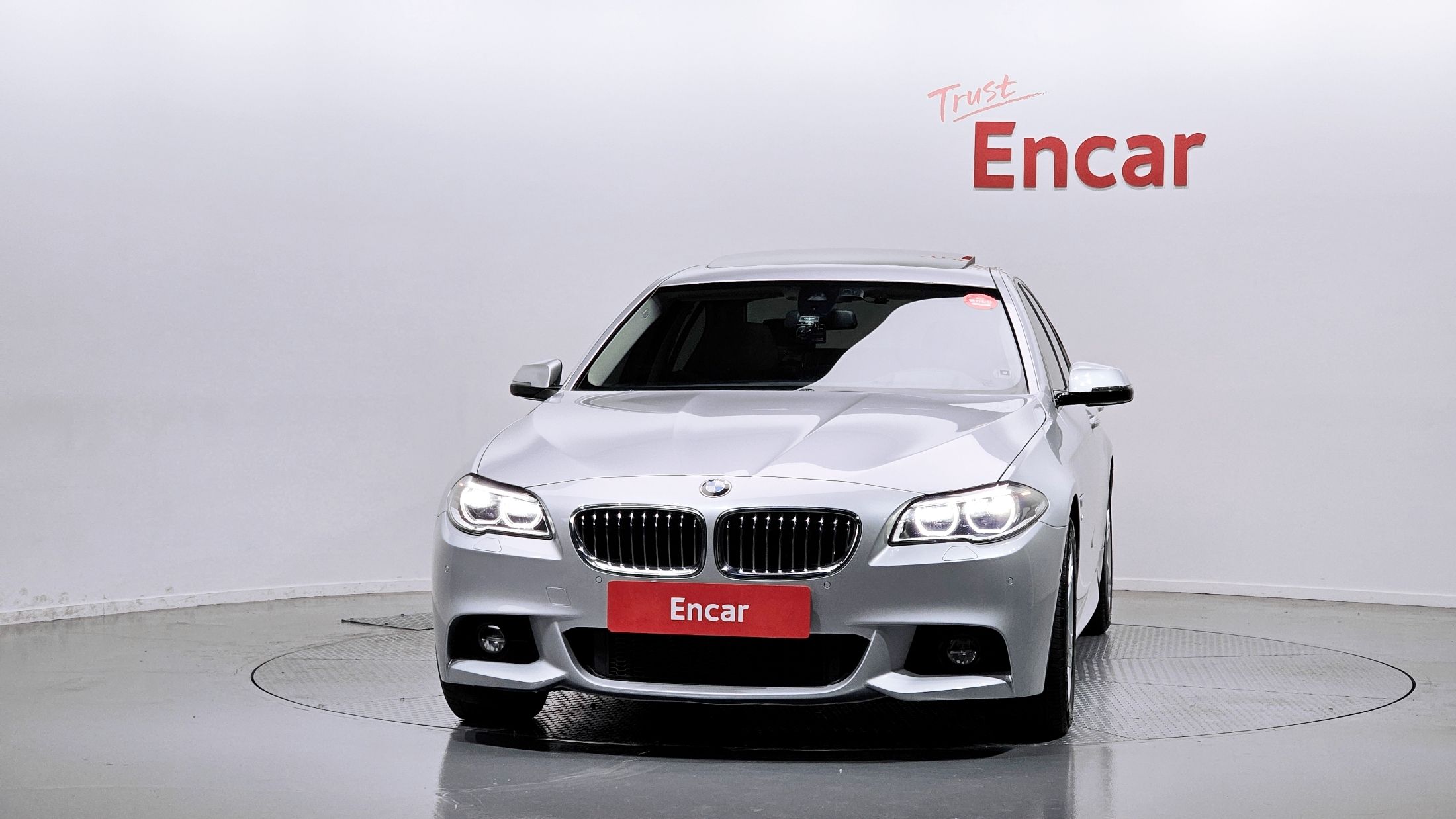 BMW 5-SERIES F10 2016