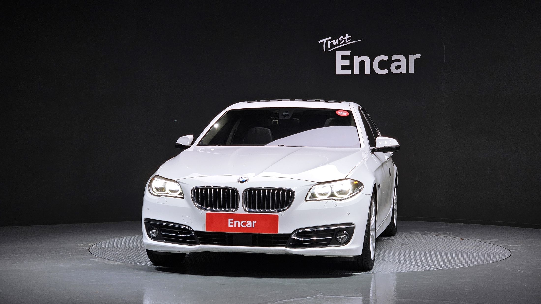 BMW 5-SERIES F10 2016