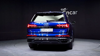 AUDI Q7 4M 2022
