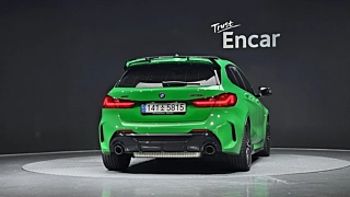 BMW 1-SERIES F40 2022