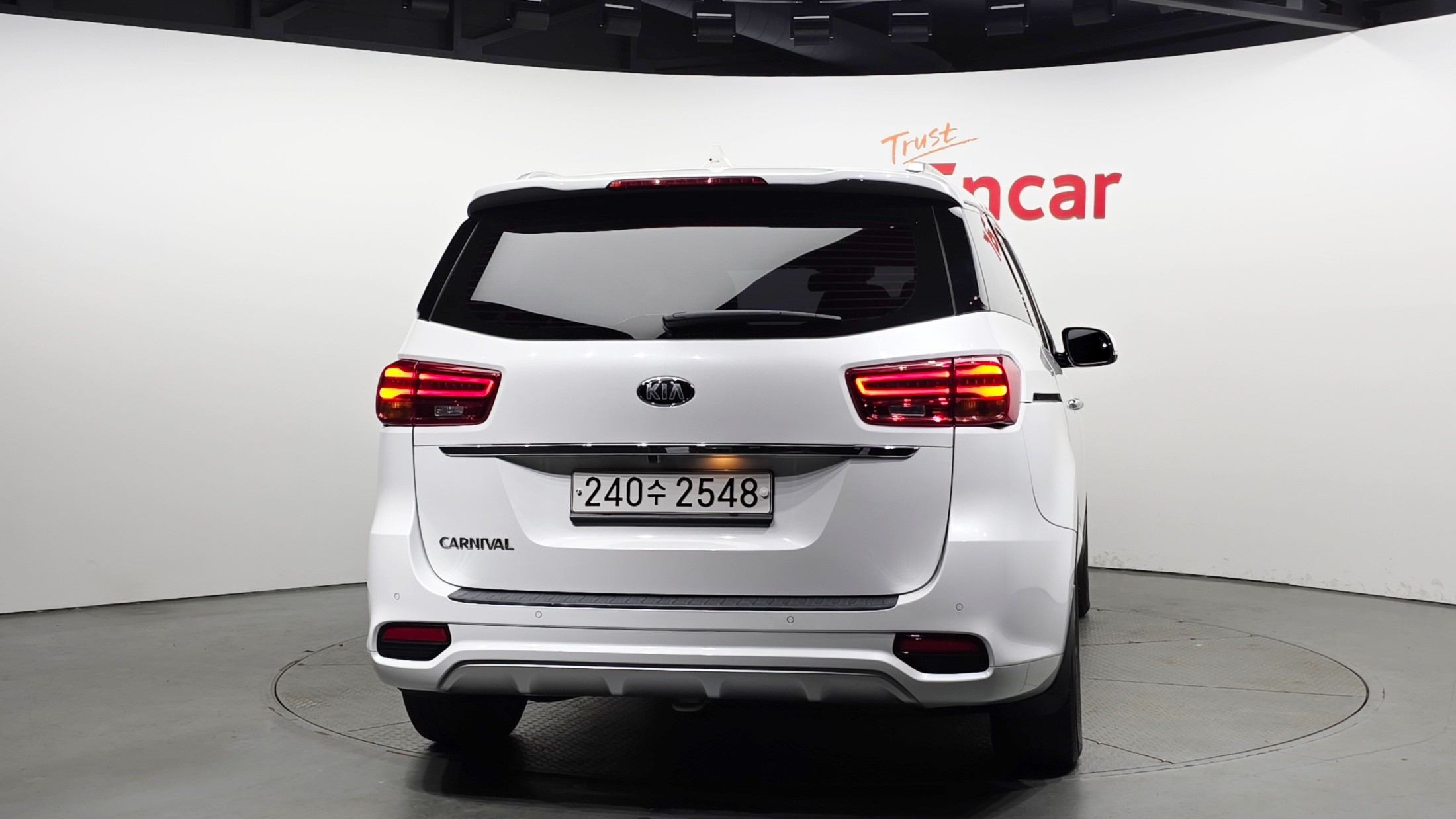 KIA CARNIVAL 2019