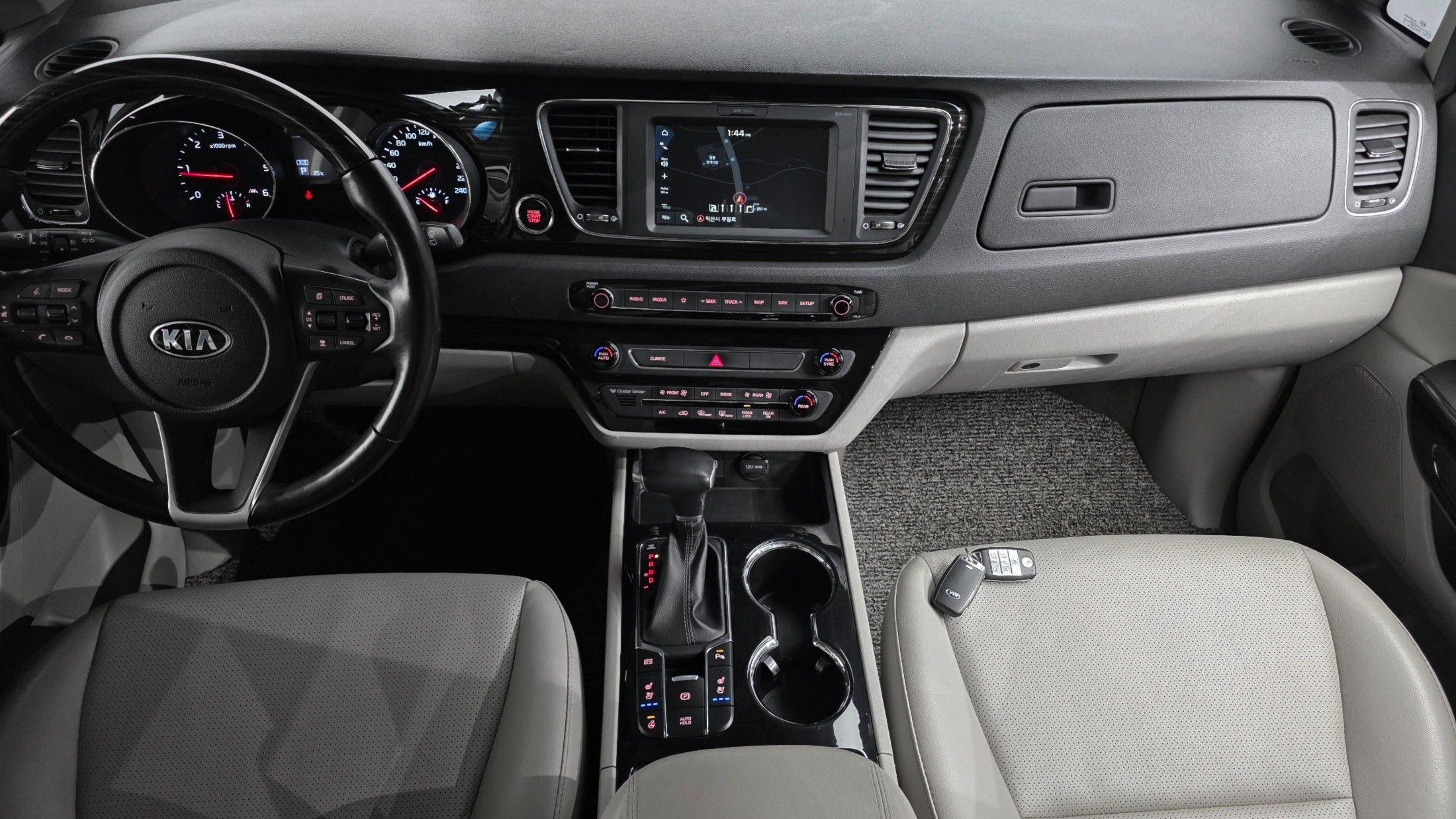 KIA CARNIVAL 2019
