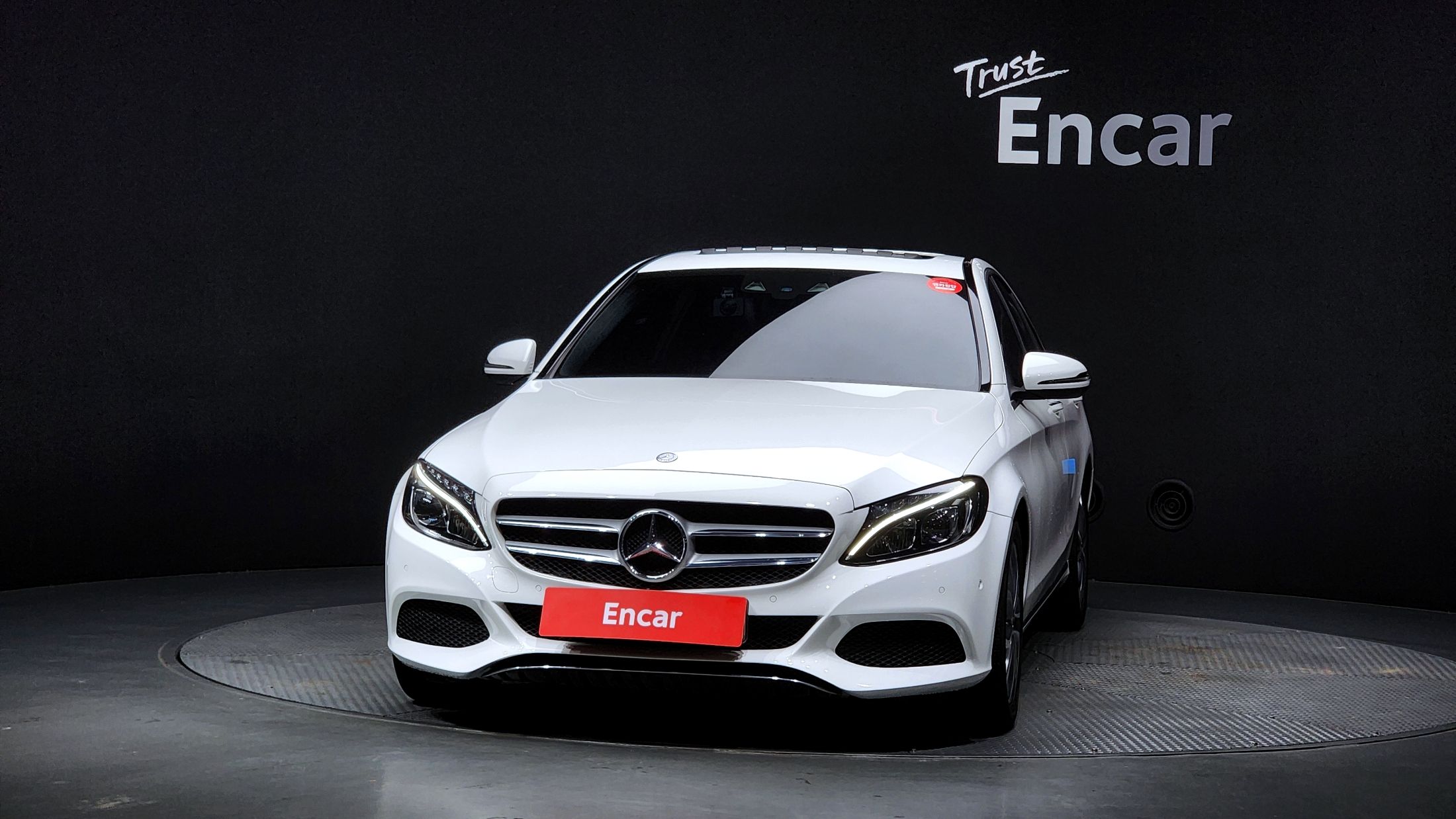 MERCEDES BENZ C-CLASS W205 2016