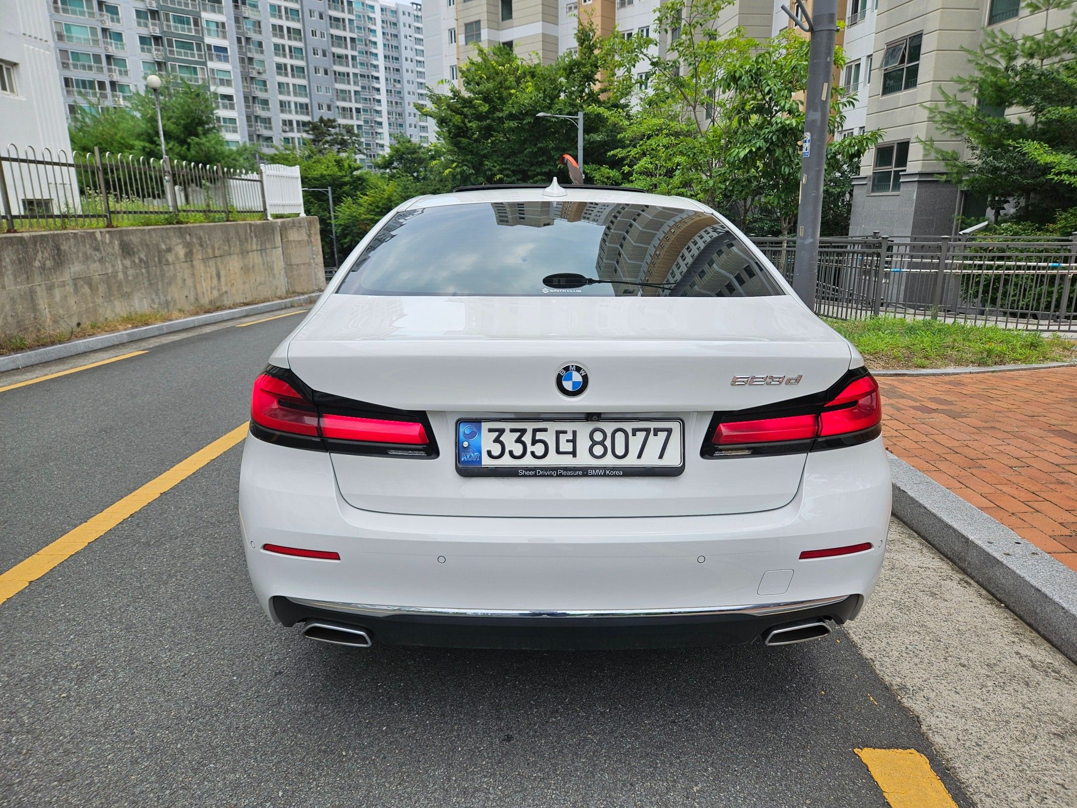 BMW 5-SERIES G30 2021
