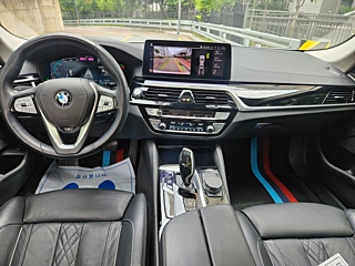 BMW 5-SERIES G30 2021