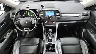 SAMSUNG QM6 2018