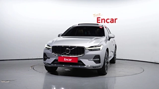 VOLVO XC60 2024