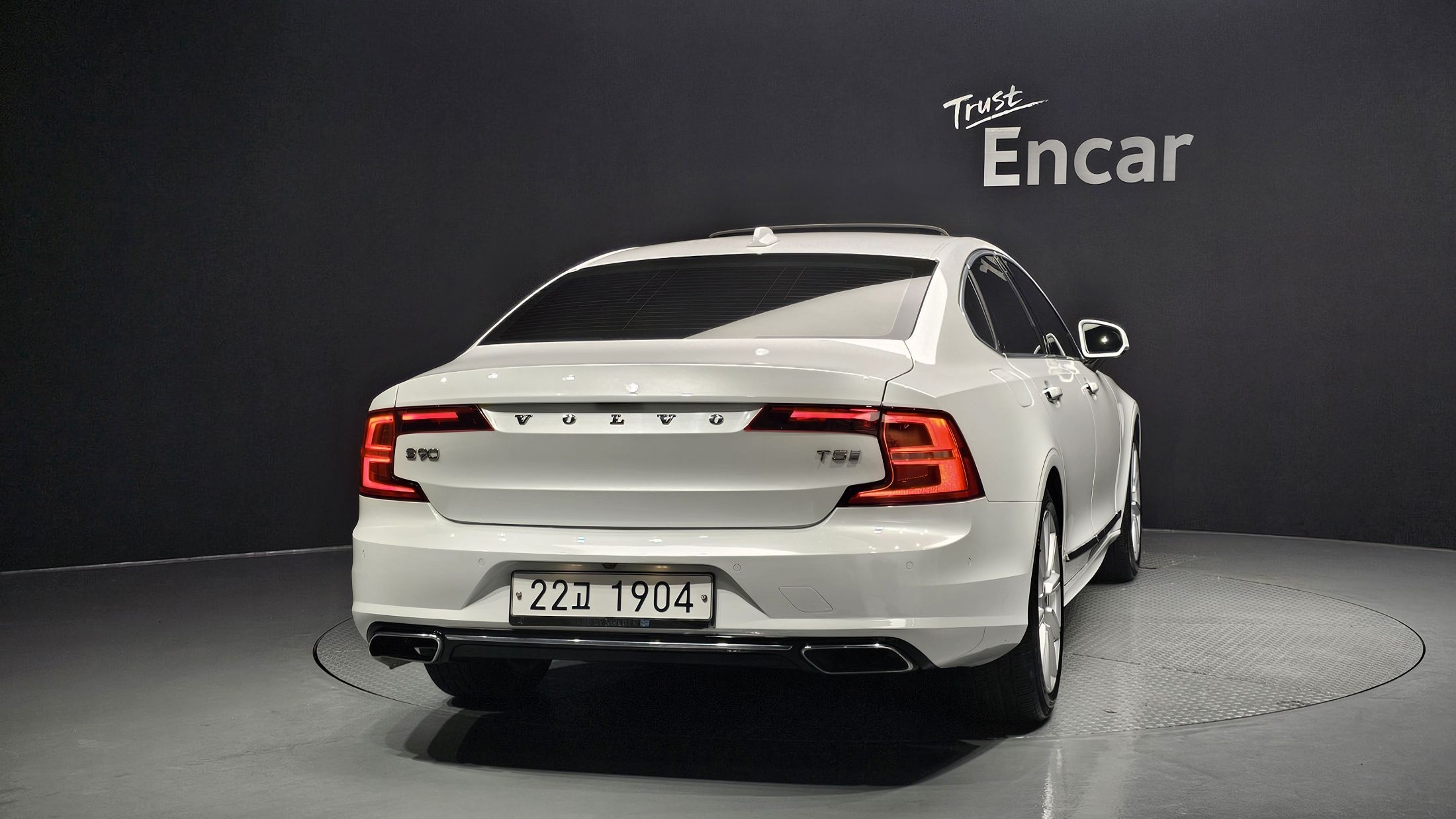 VOLVO S90 2019