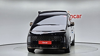 HYUNDAI STARIA 2023