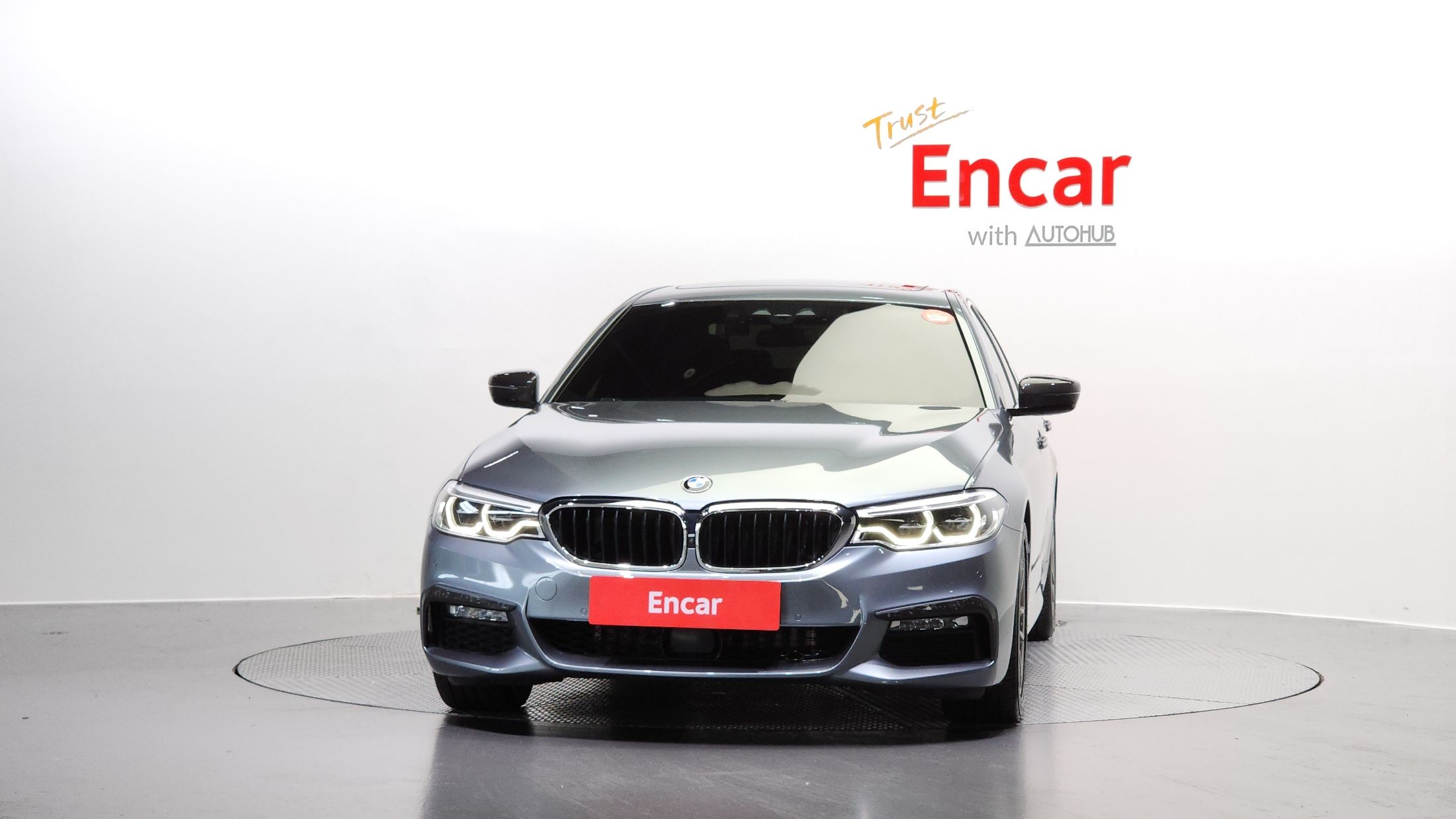 BMW 5-SERIES G30 2018