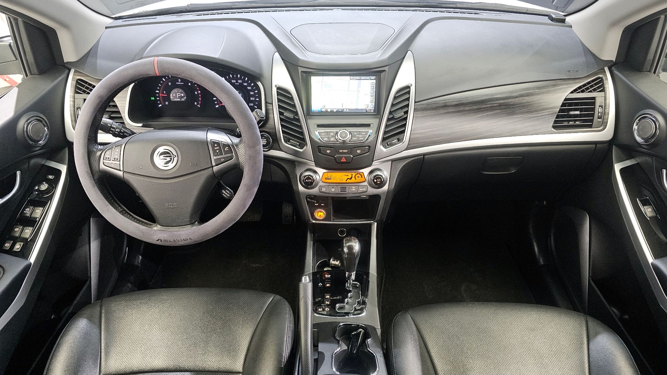 SSANGYONG KORANDO C 2015