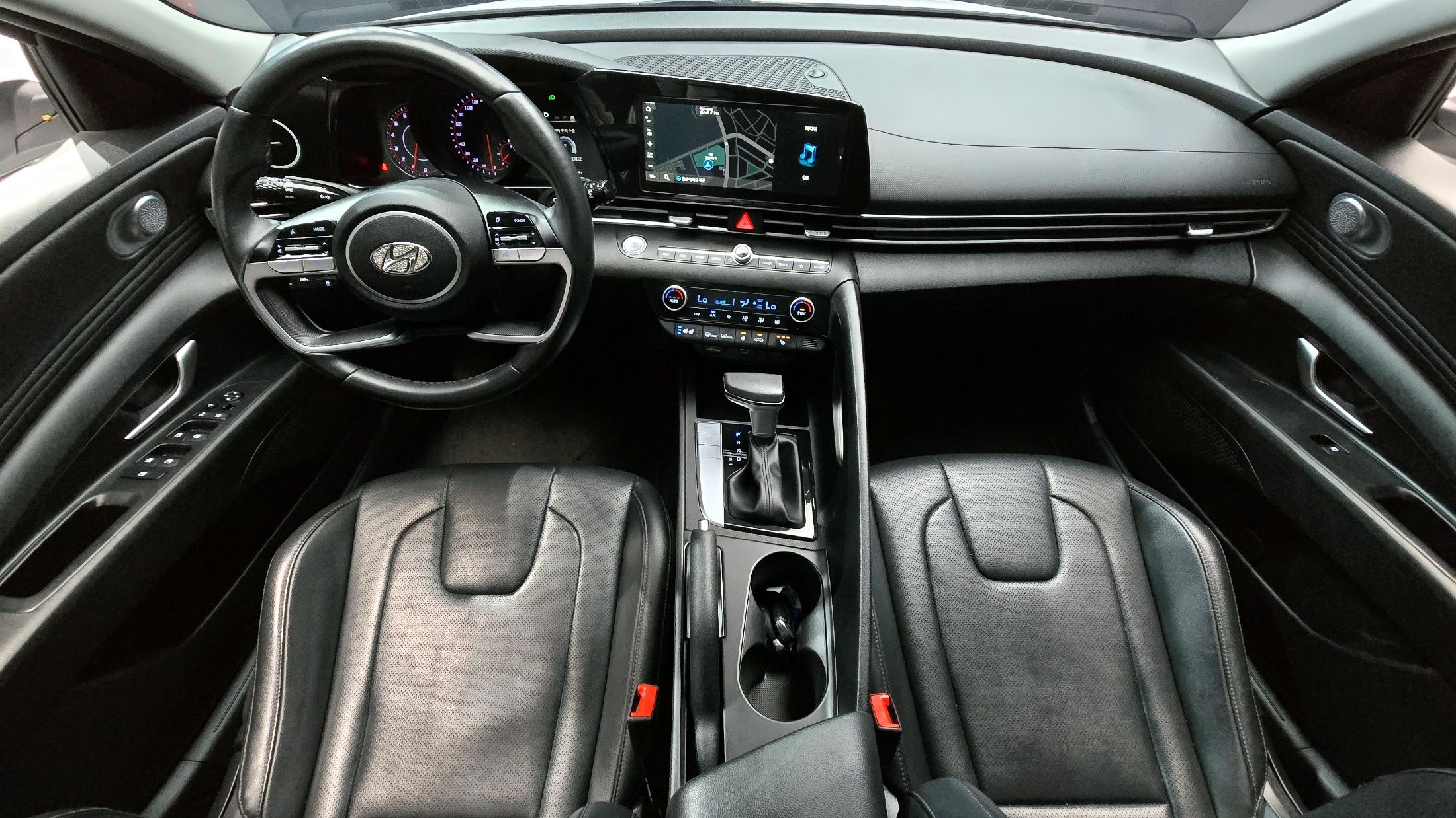 HYUNDAI AVANTE CN7 2021