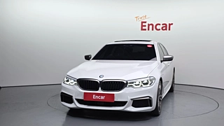 BMW 5-SERIES G30 2019