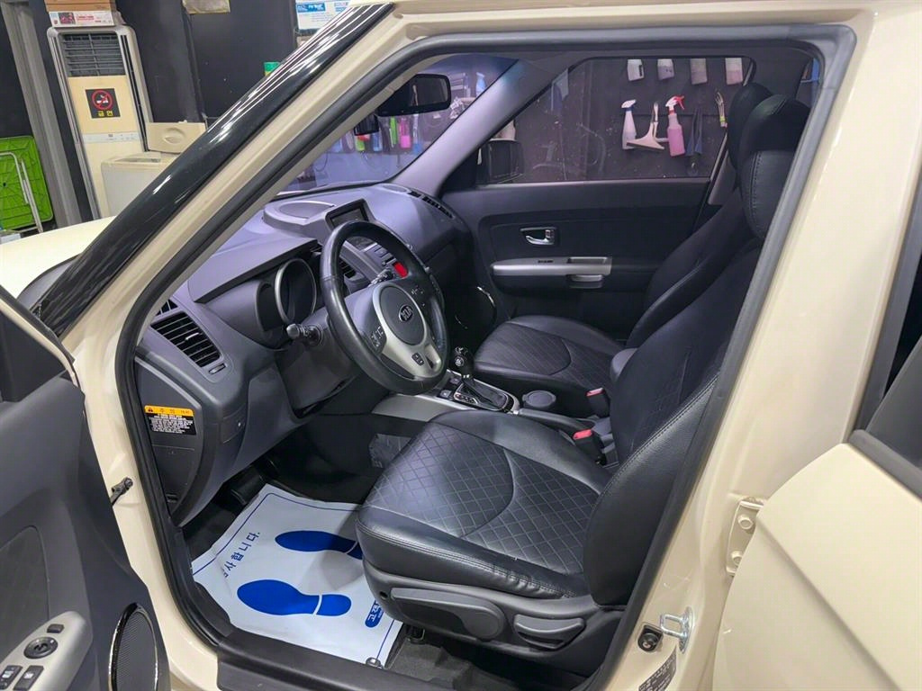 KIA SOUL 2012