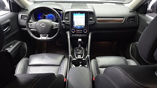 SAMSUNG QM6 2020