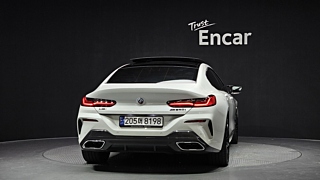 BMW 8-SERIES G15 2023