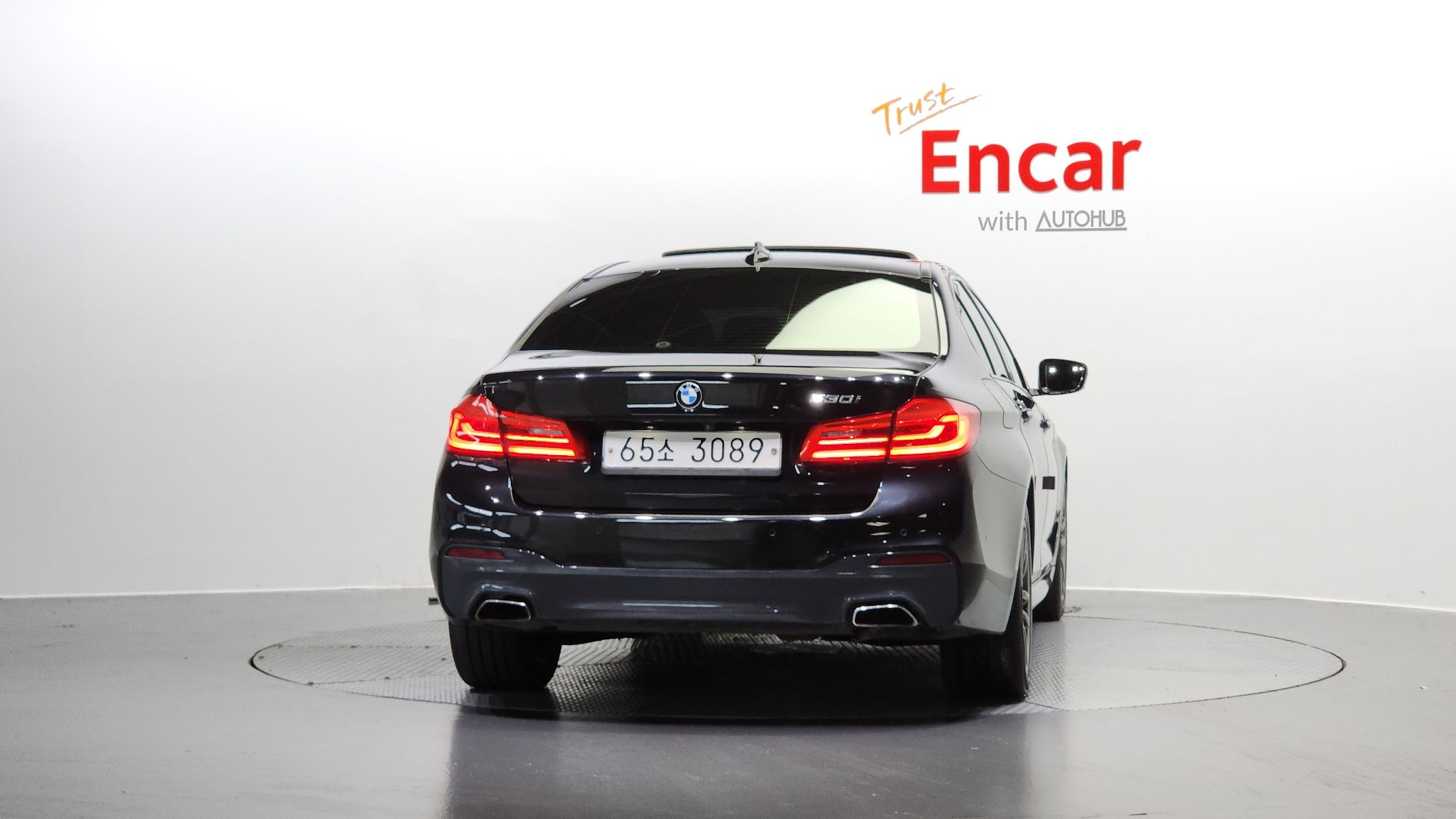 BMW 5-SERIES G30 2017